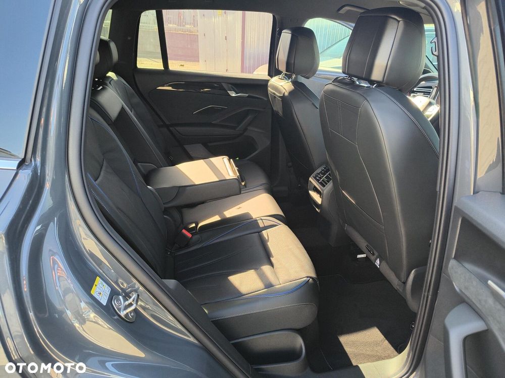 Volkswagen Tiguan - 18