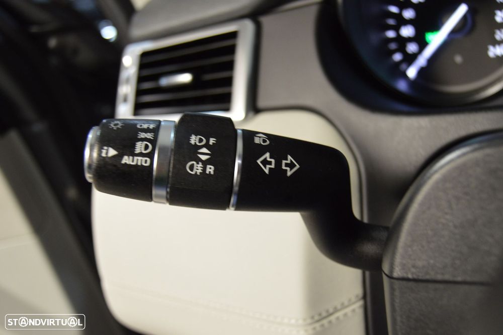 Land Rover Discovery Sport 2.0 TD4 HSE Luxury - 43