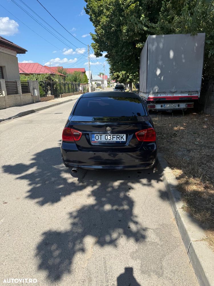 BMW Seria 3 320d - 5