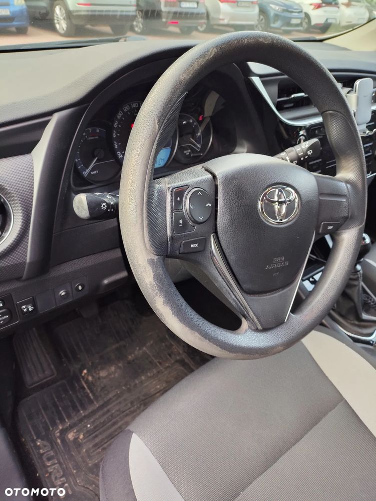 Toyota Auris 1.6 Active - 12