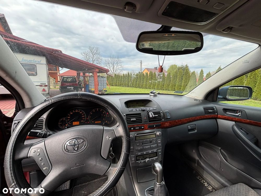 Toyota Avensis 2.0 VVT-i Sol - 8