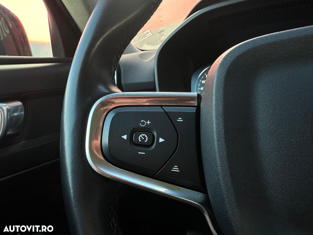 Volvo XC 40 - 23