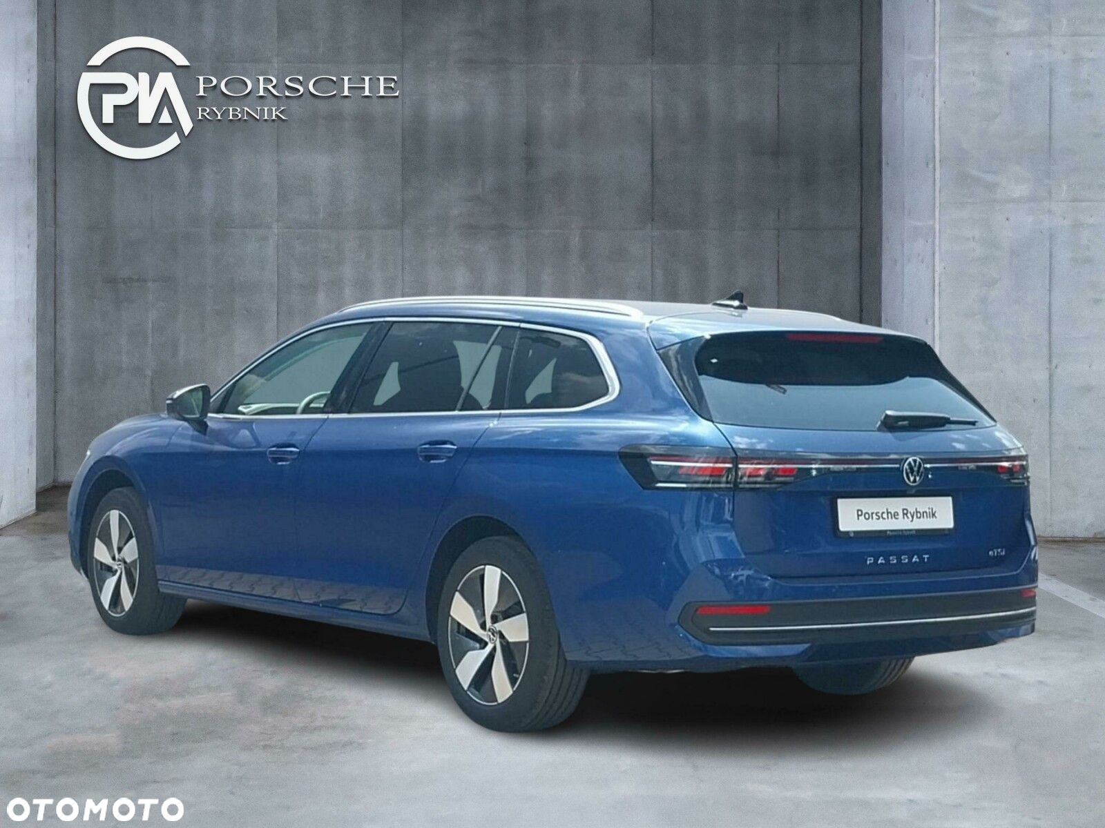 Volkswagen Passat - 3