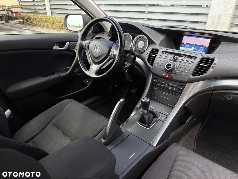 Honda Accord 2.0 Elegance Nav - 13