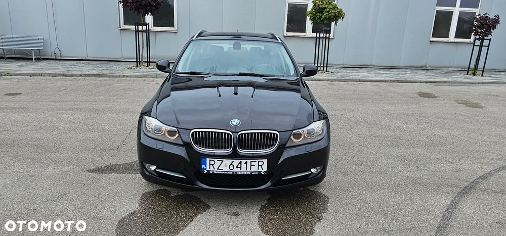 BMW Seria 3 320i Edition Exclusive - 13