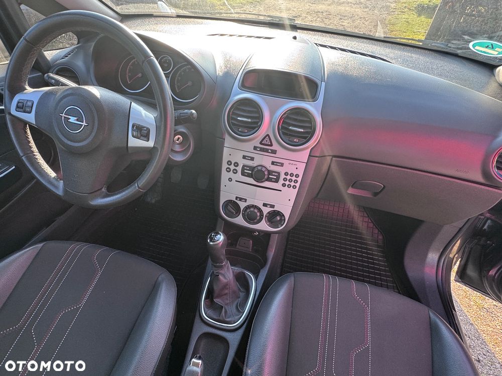 Opel Corsa 1.2 16V Essentia - 6