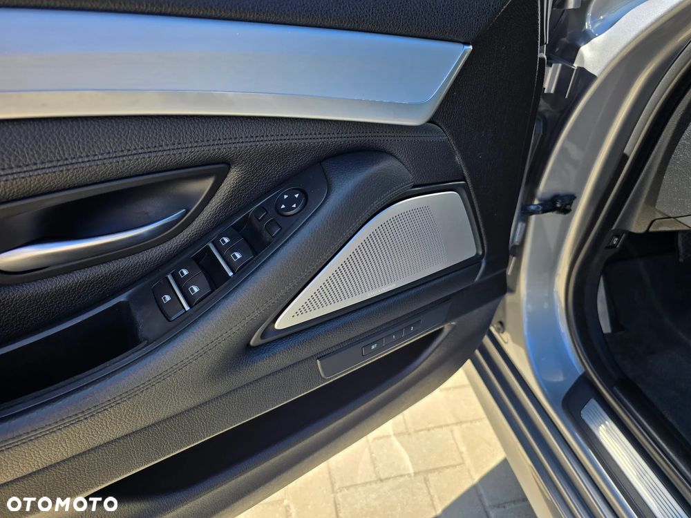 BMW Seria 5 - 25