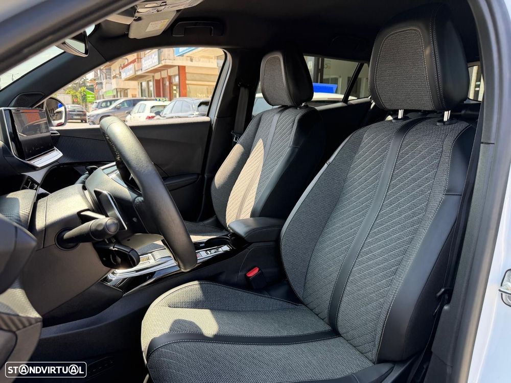 Peugeot 2008 1.2 Hybrid Allure e-DCS6 - 10