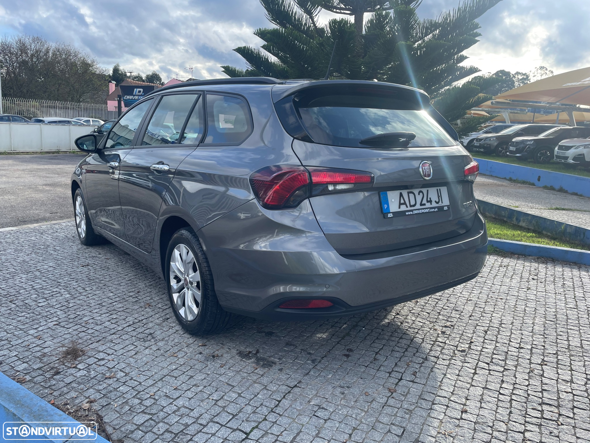 Fiat Tipo Station Wagon 1.3 M-Jet Lounge - 10