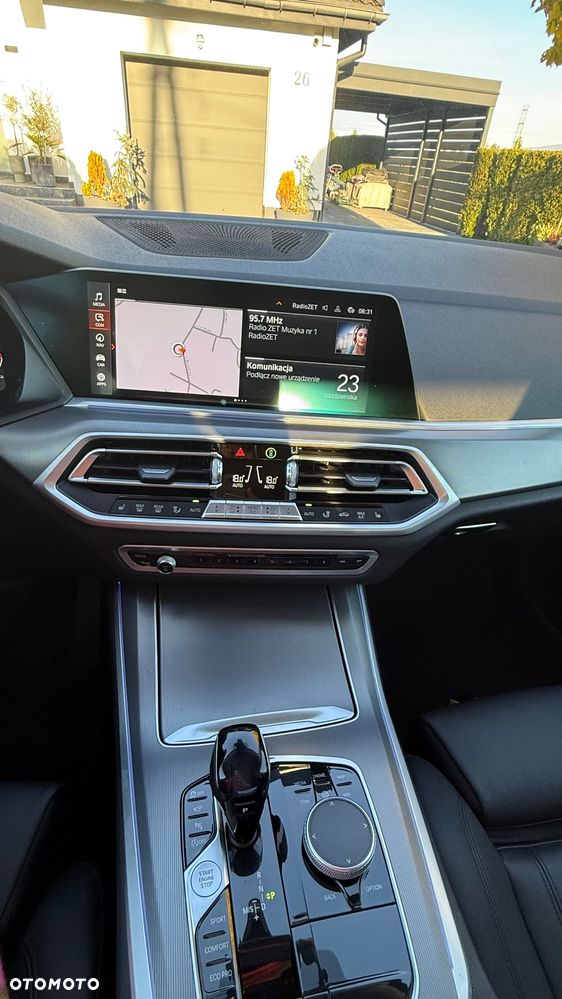 BMW X5 xDrive25d - 11