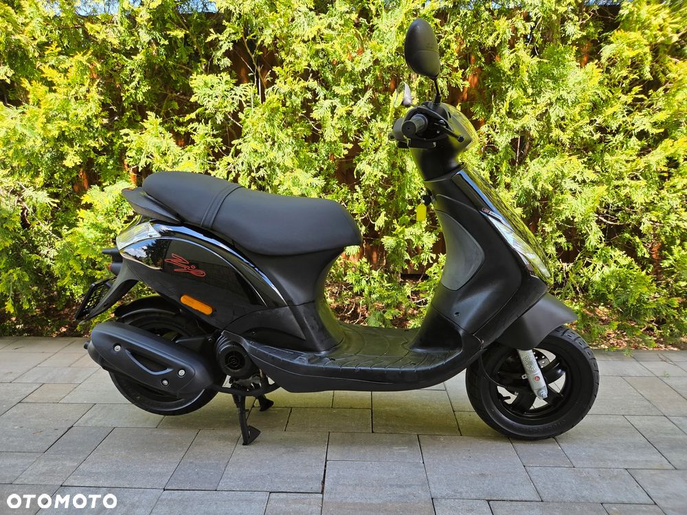 Piaggio ZIP - 2