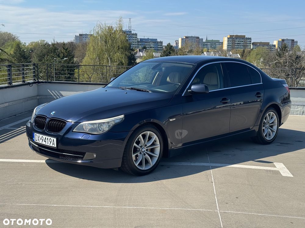 BMW Seria 5 525d Edition Exclusive - 1
