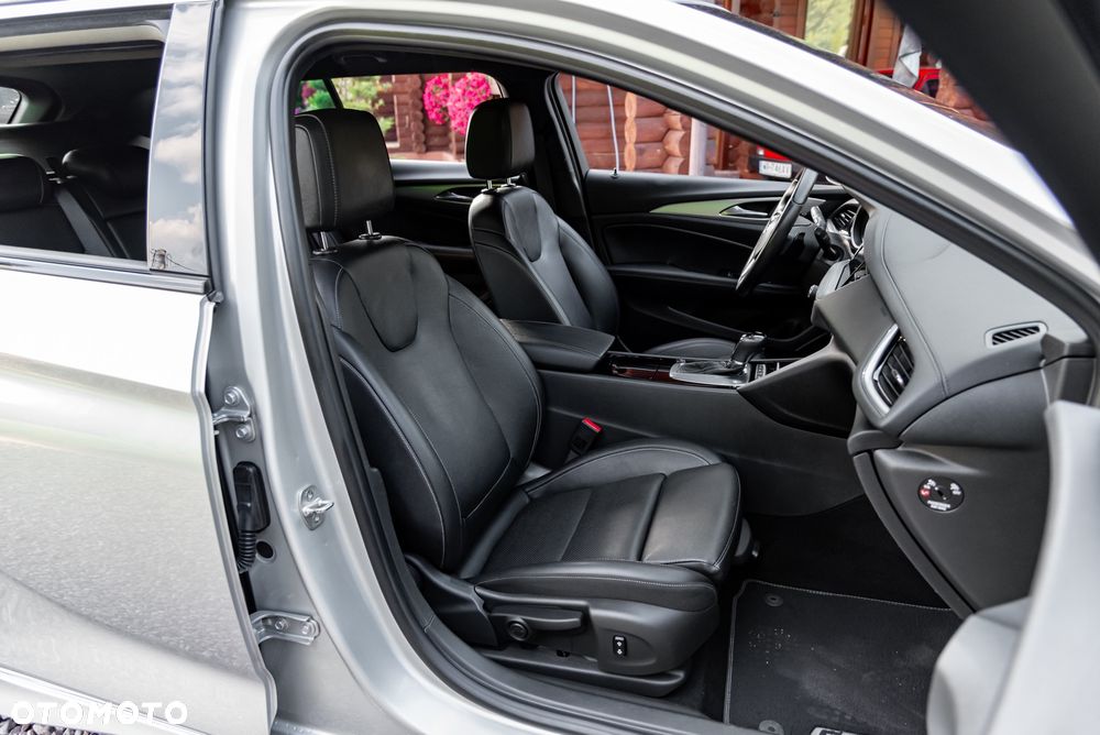 Opel Insignia 2.0 Direct InjectionTurbo GSI - 23