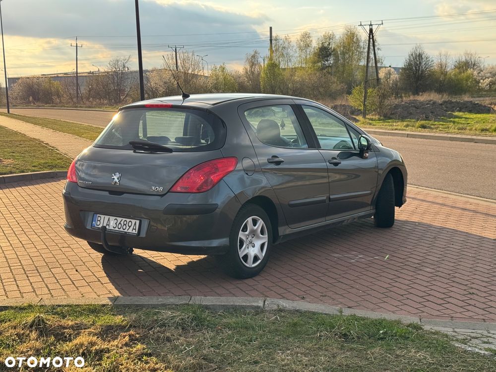 Peugeot 308 1.4 Trendy - 26