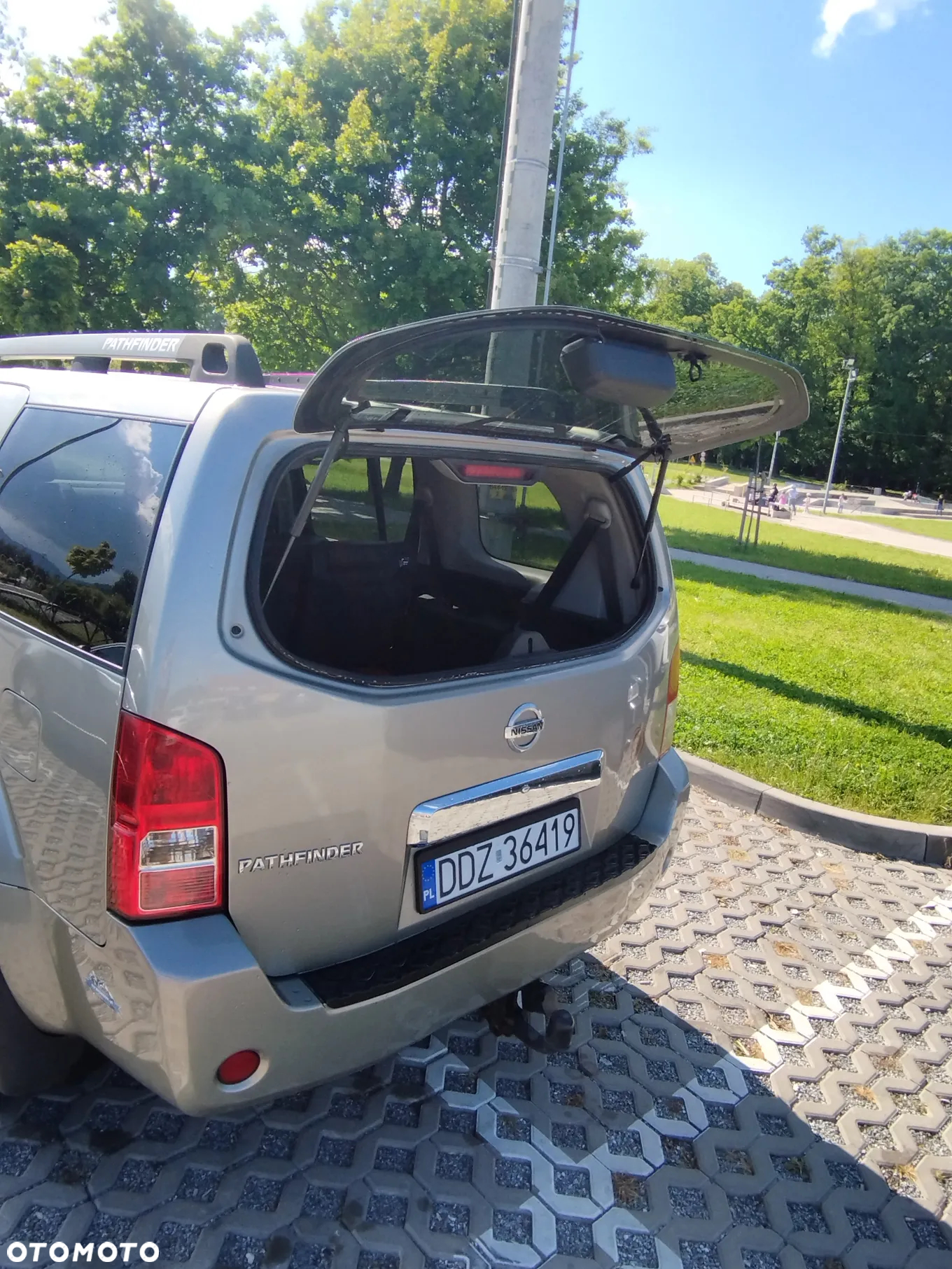 Nissan Pathfinder - 5