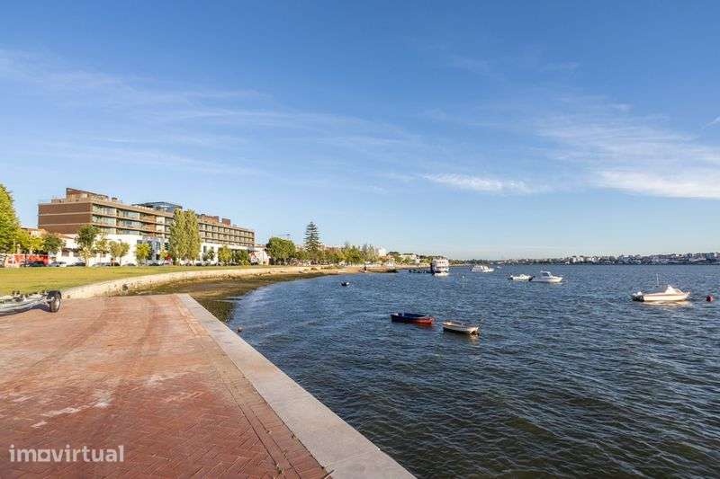 VENDESE Moradia T2+2 zona historica do seixal - Grande imagem: 2/8