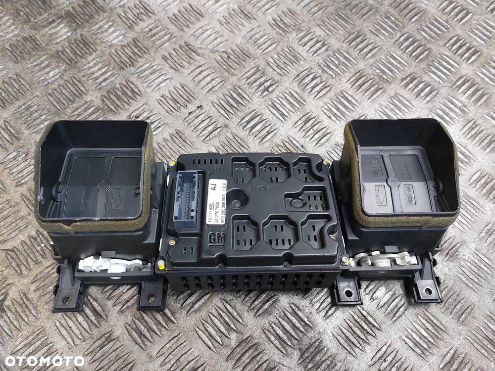 WYŚWIETLACZ + KRATKI NAWIEWU OPEL VECTRA C 13117636 09177133 - 4