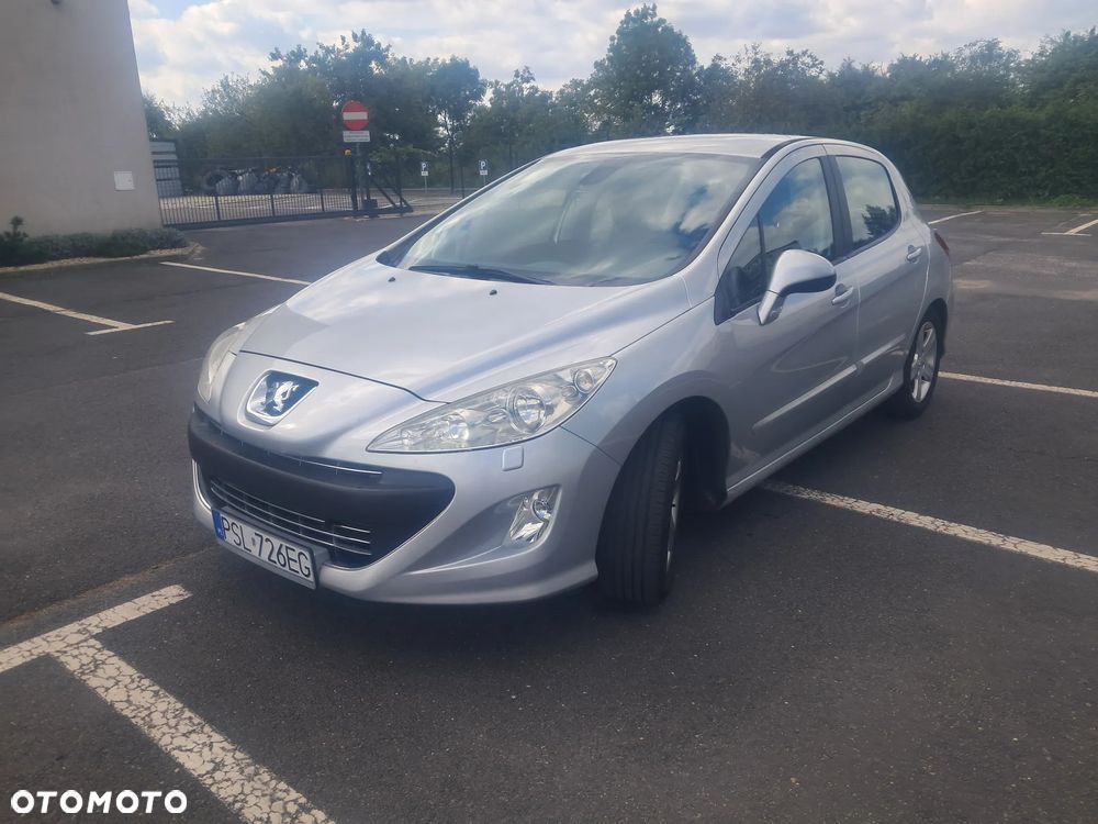 Peugeot 308 - 1