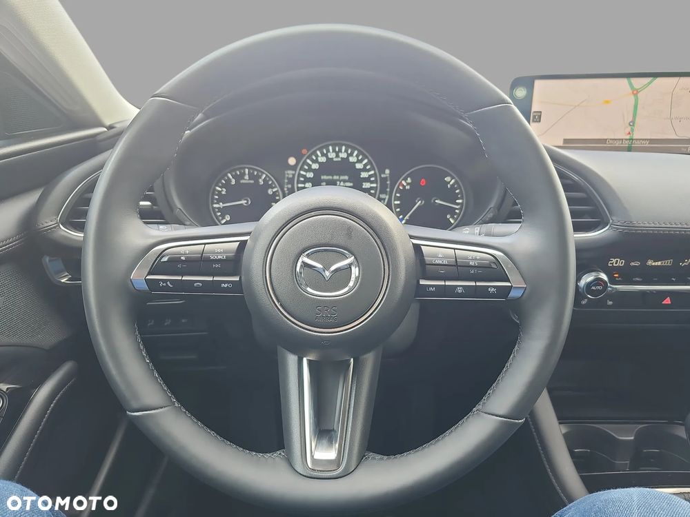 Mazda 3 2.0 mHEV Takumi - 16
