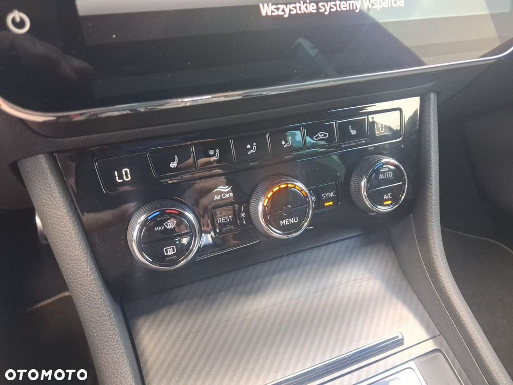 Skoda Superb 2.0 TDI SCR Sportline DSG - 22