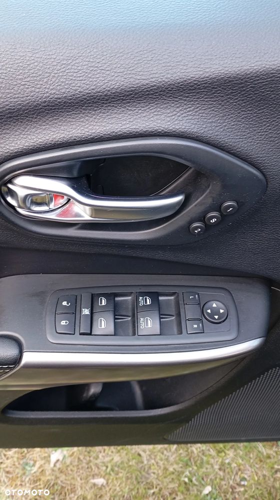 Jeep Cherokee 3.2 V6 Pentastar Active Drive I Automatik Limited - 9