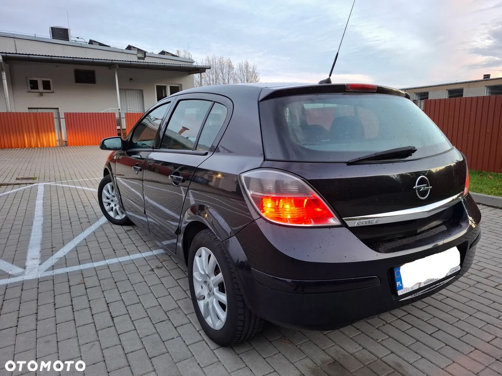 Opel Astra - 9