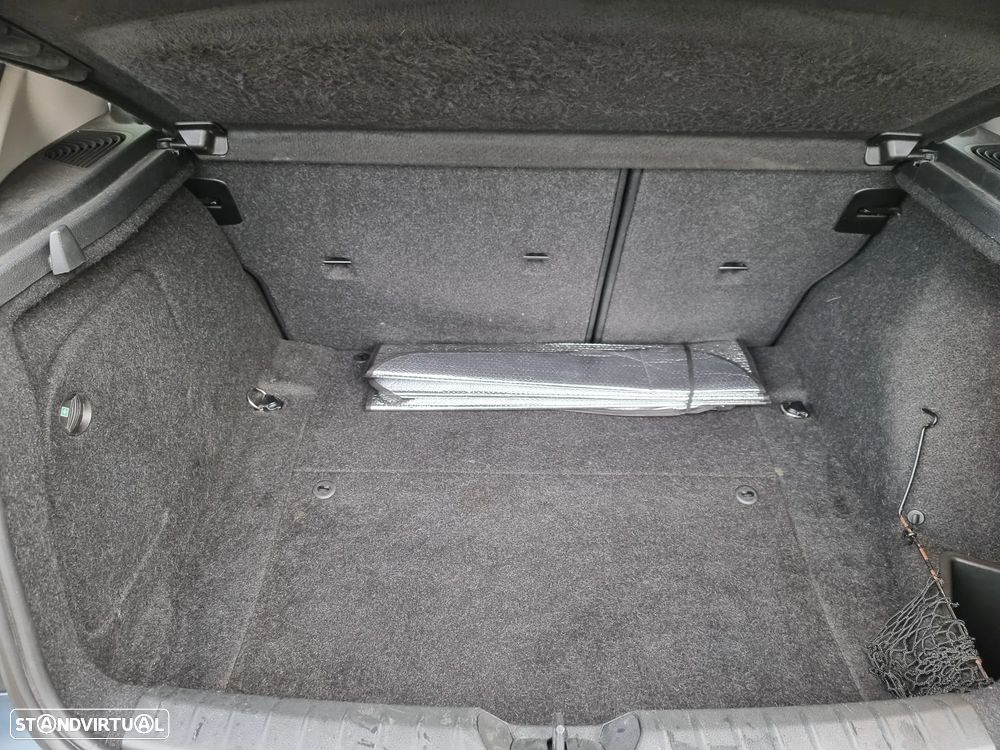 BMW 116 d EfficientDynamics Edition - 28