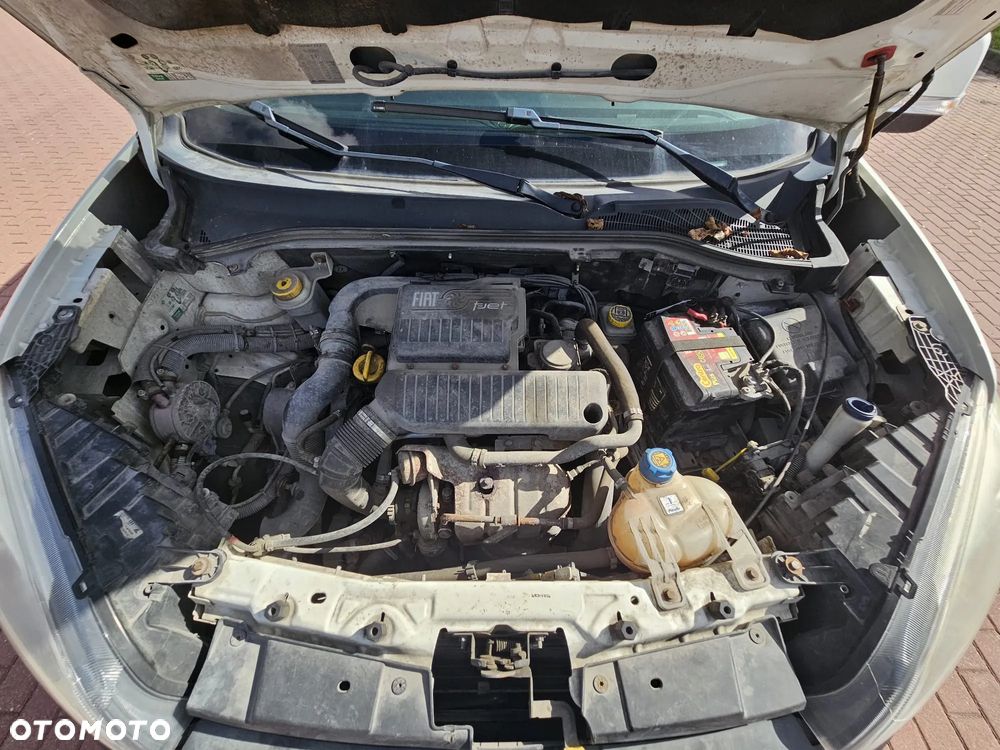 Fiat Doblo 1.4 T-Jet 16V Easy - 11