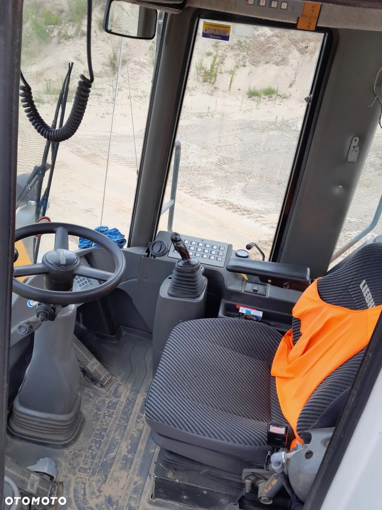 Liebherr 580 - 5
