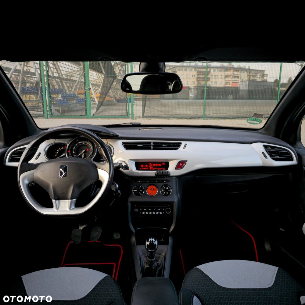 Citroën DS3 Pure Tech VTi 82 SoChic - 40