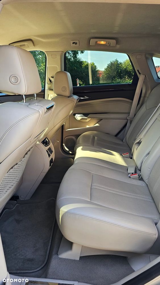 Cadillac SRX 3.6 V6 AWD Sport Luxury - 22