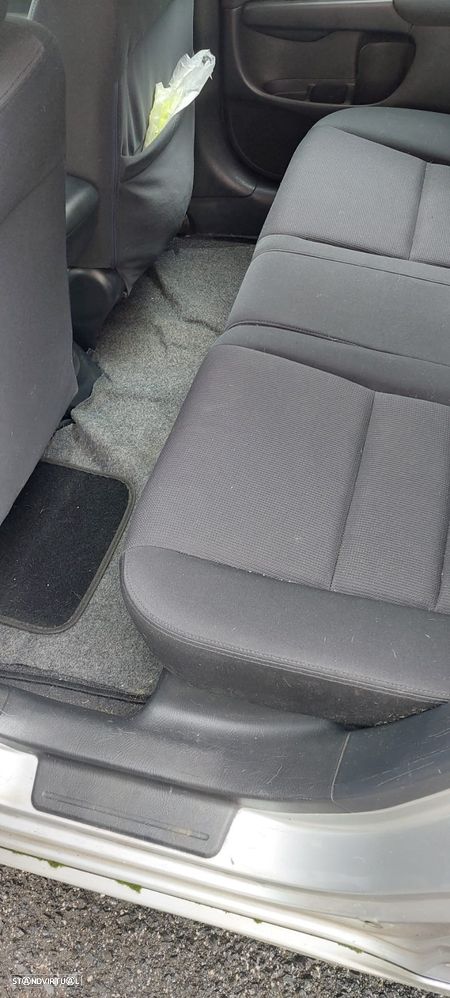 Honda Civic 1.6 LS - 4