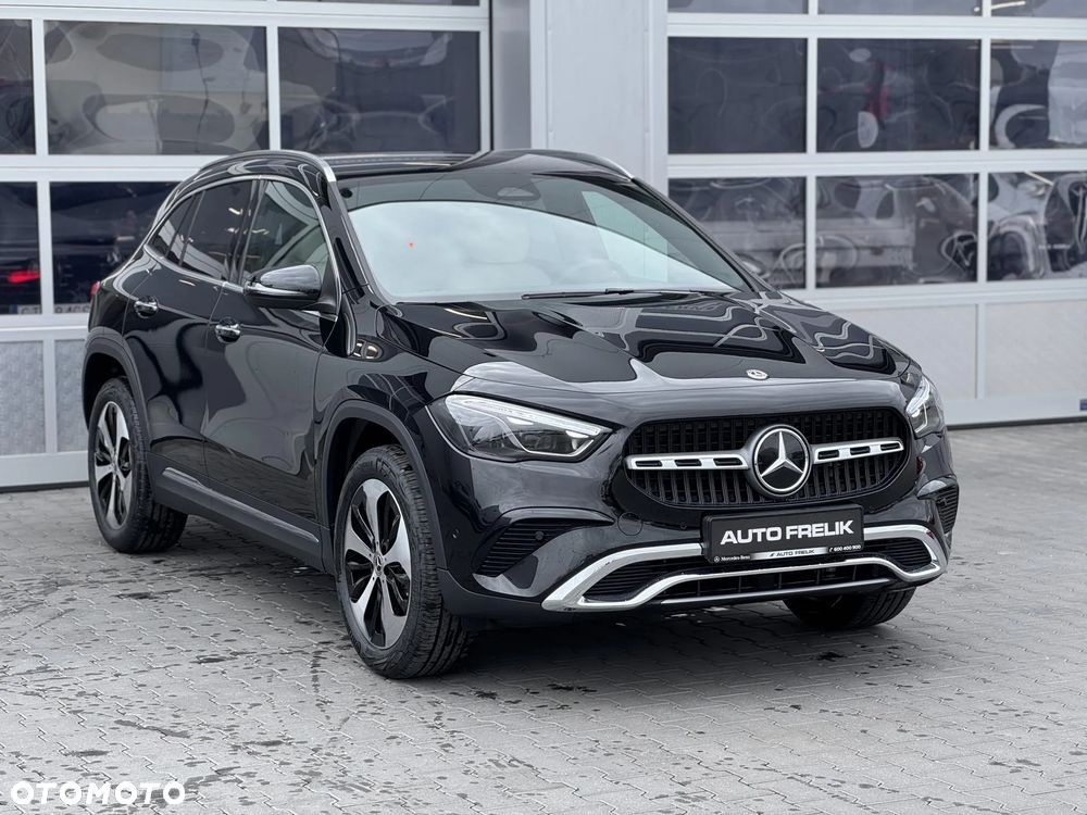 Mercedes-Benz GLA 200 Progressive - 6