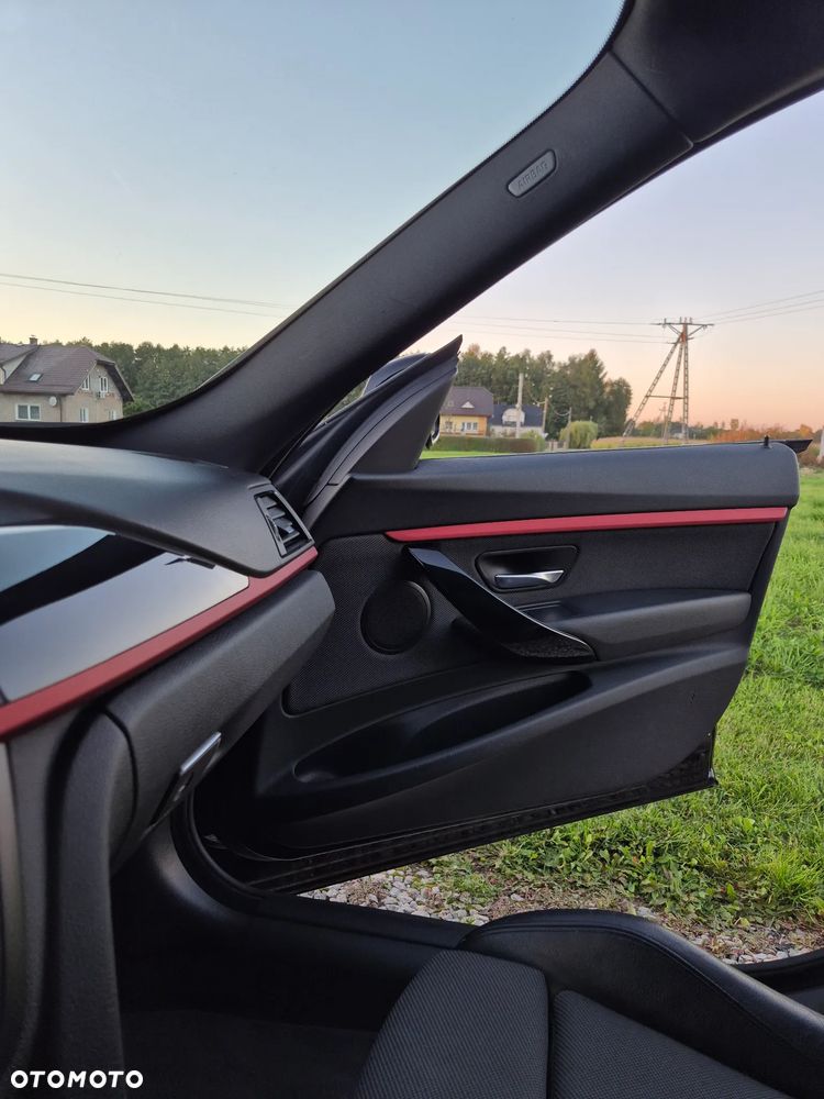 BMW 3GT 328i xDrive Sport Line - 18