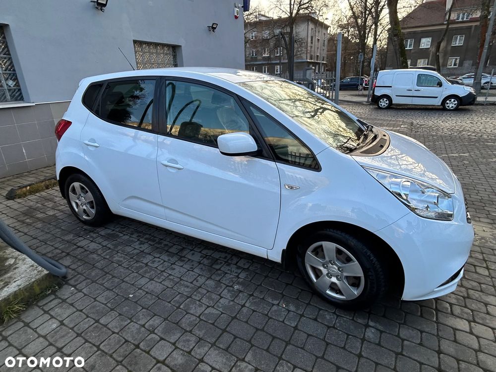 Kia Venga 1.4 Business Line - 1