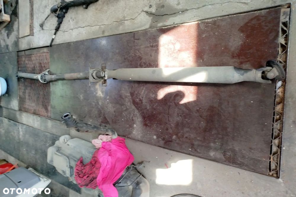 wał napędowy 3 części długi 353cm do Vw Crafter I 06- MAXI MAX Mercedes Sprinter W906 06- 906