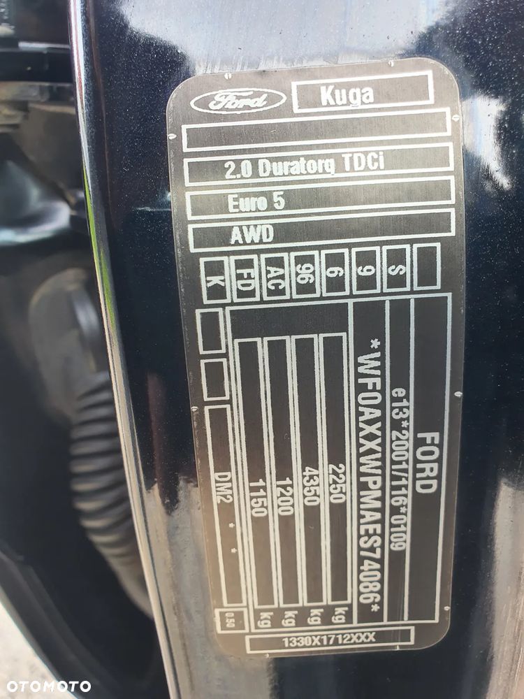 Ford Kuga 2.0 TDCi 2x4 Titanium - 14