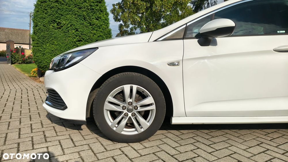 Opel Astra 1.4 Turbo Active - 24