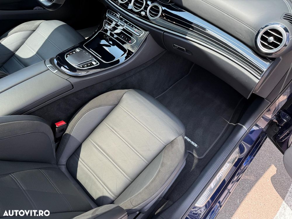 Mercedes-Benz E 53 AMG 4Matic AMG Speedshift 9G-TCT - 26