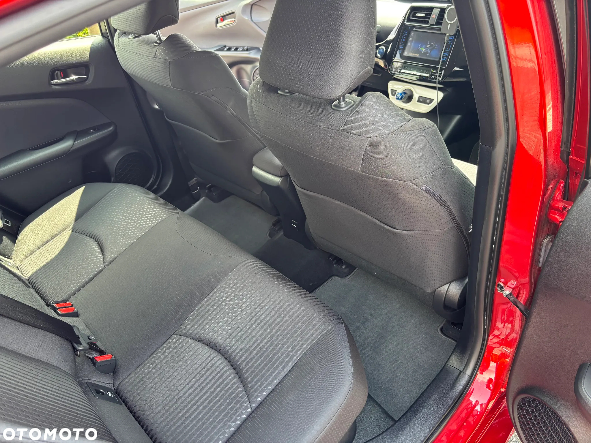 Toyota Prius 1.8 Hybrid Executive - 25
