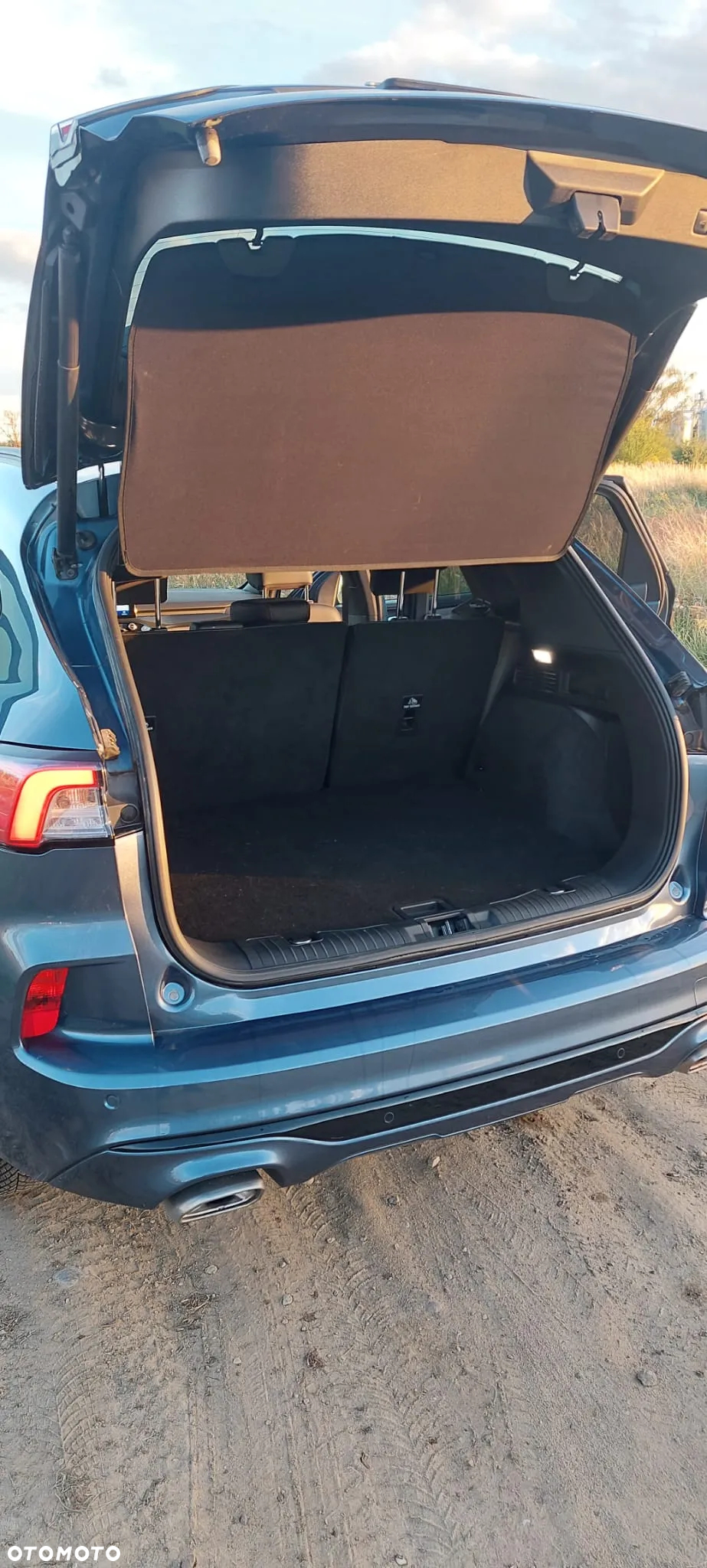 Ford Kuga 1.5 EcoBoost FWD ST-Line X - 8
