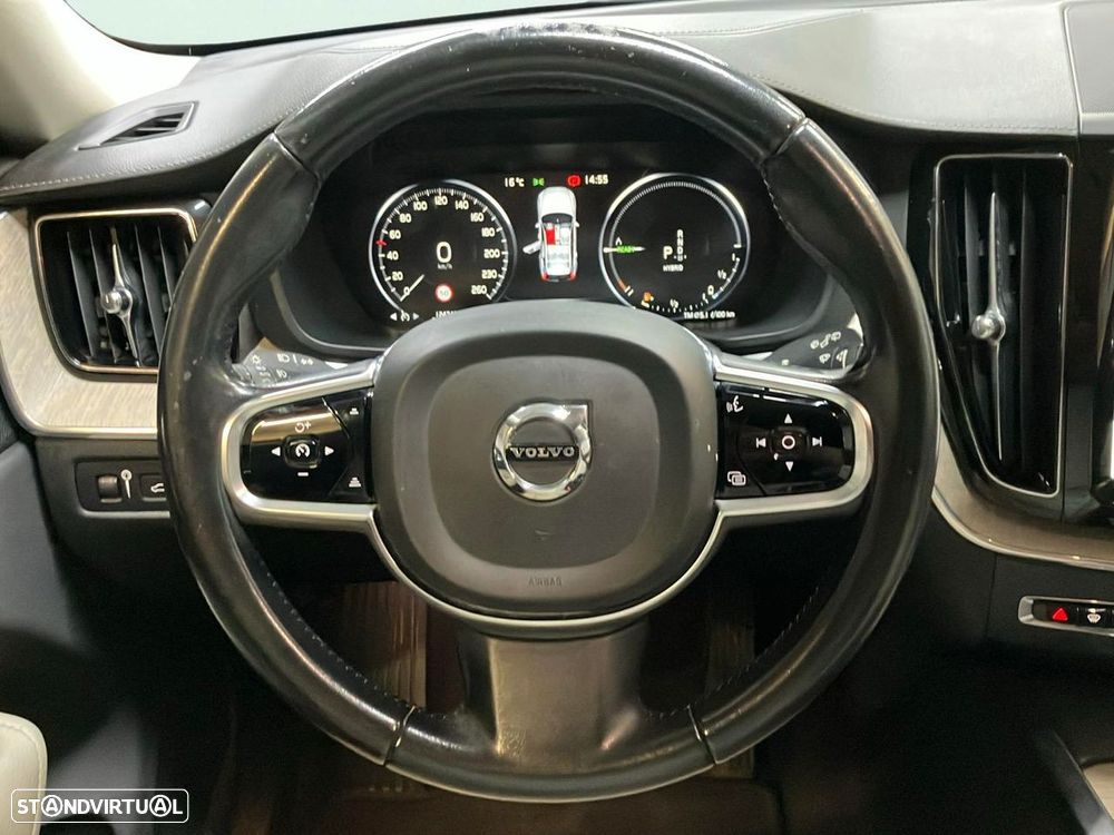 Volvo XC 60 2.0 T8 PHEV Inscription AWD - 12