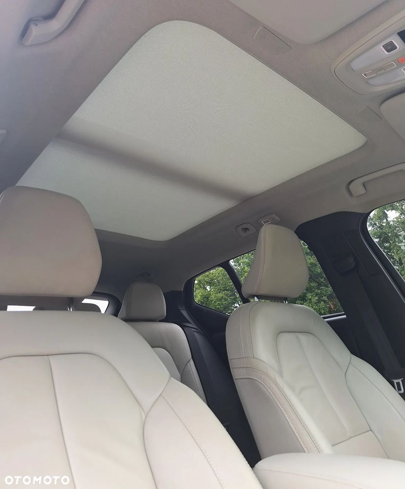 Volvo XC 40 B5 AWD Ultimate Bright - 26