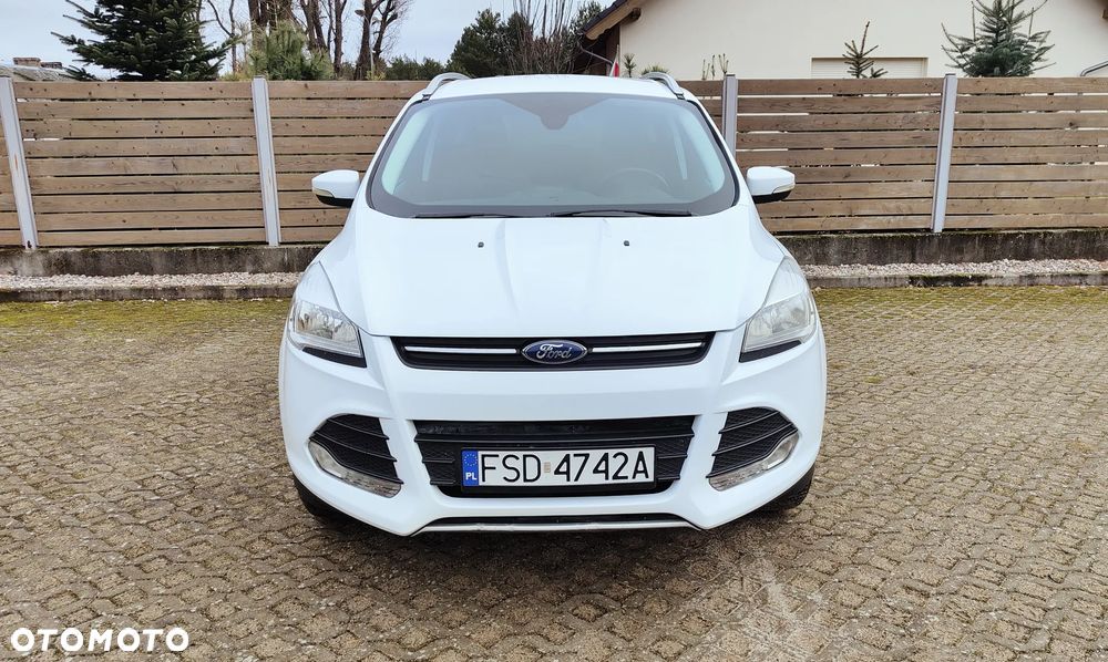 Ford Kuga 2.0 TDCi 2x4 Trend - 3