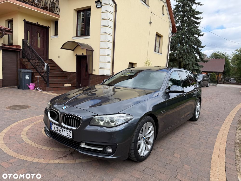 BMW Seria 5 525d Luxury Line - 3