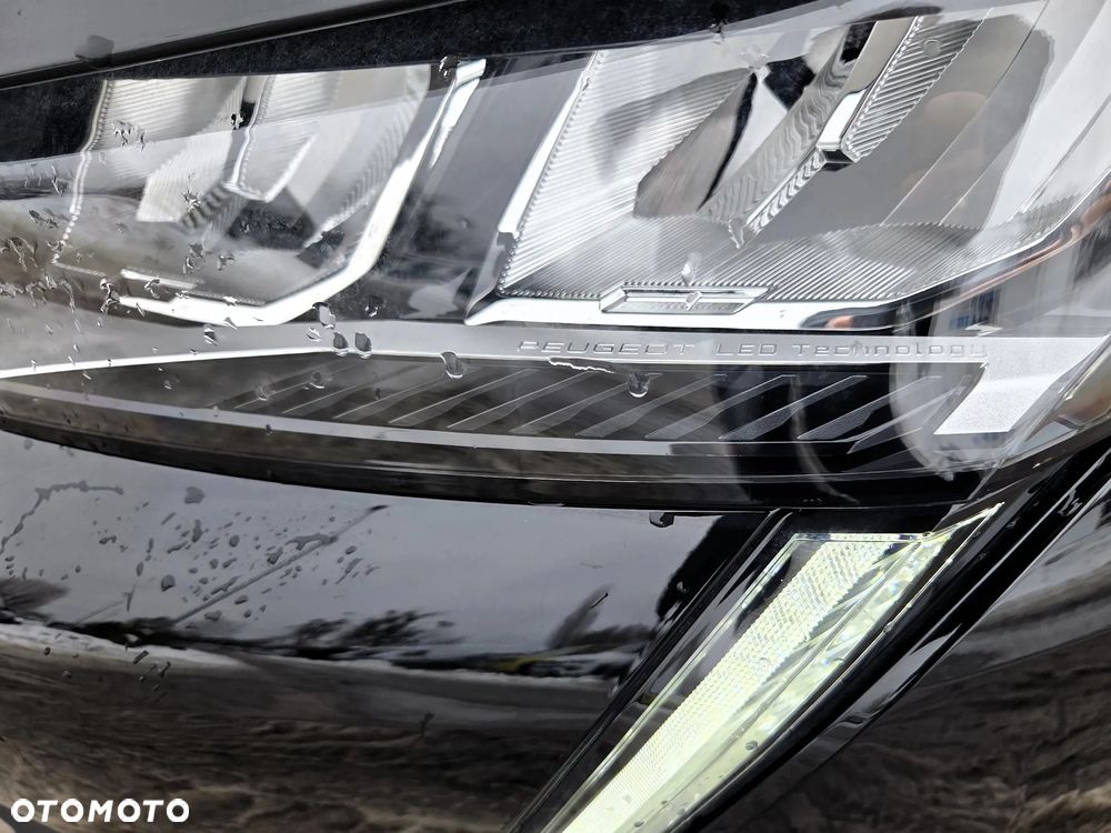 Peugeot 308 1.5 BlueHDi Allure S&S EAT8 - 21