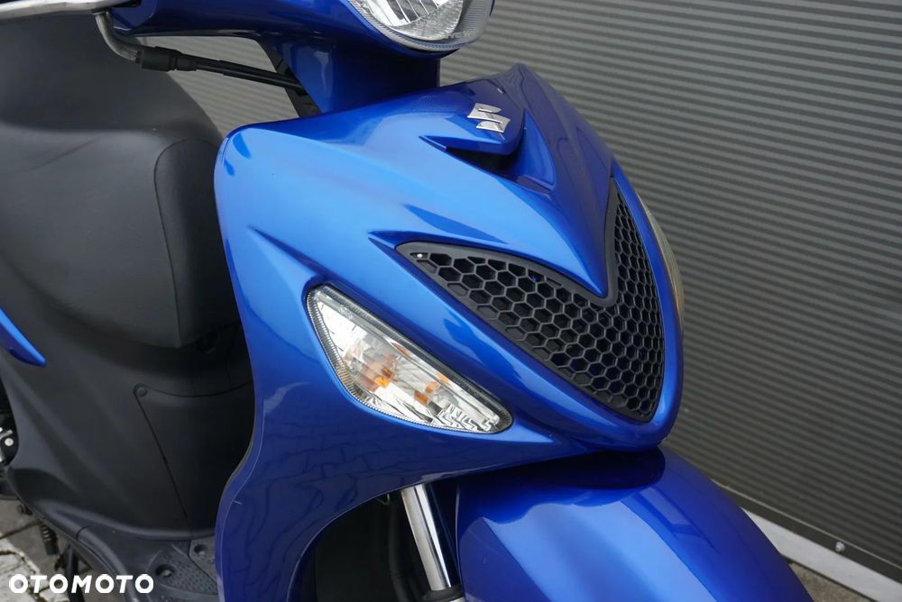 Suzuki Burgman - 9