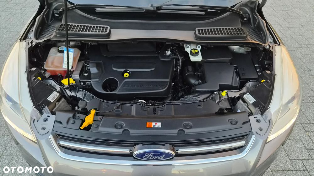 Ford Kuga 2.0 TDCi 4x4 Titanium - 37