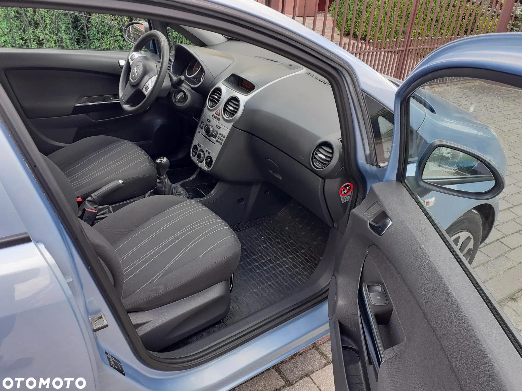 Opel Corsa 1.2 16V Color Edition - 14