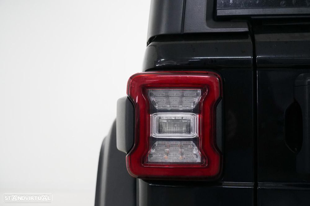 Jeep Wrangler Unlimited 2.2 CRD Rubicon AT - 32